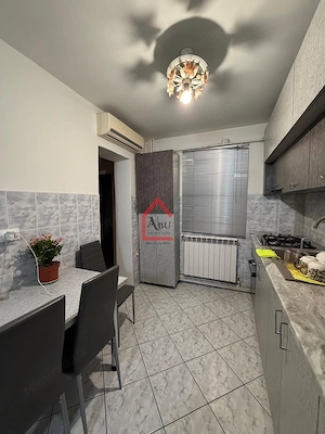 Apartament cu doua camere, Etajul 1/4, Nicolina - imagine 3