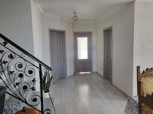 Duplex pe parter 3 dormitoare 2bai | 105 mp utili | Ghiroda  - imagine 2