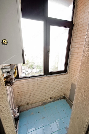 Vanzare apartament 3 camere, in Galati, Blv. Henri Coanda, etaj 3, centrala proprie - imagine 13
