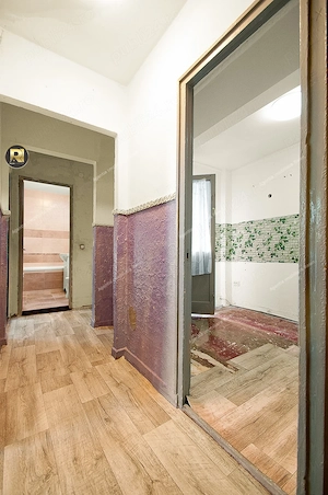Vanzare apartament 3 camere, in Galati, Blv. Henri Coanda, etaj 3, centrala proprie - imagine 9