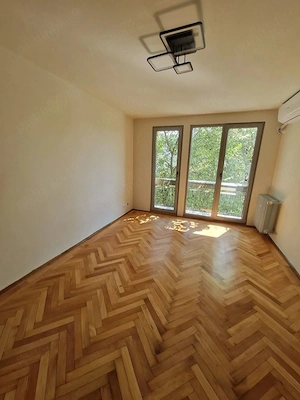  Vanzare apartament 3 camere – Zona Titan / Piața Miniș - imagine 2