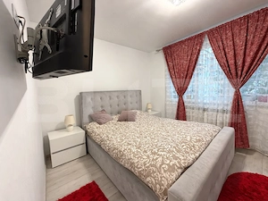 Apartament modern, luminos și îngrijit, cu vedere superbă spre cetate - imagine 5