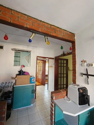 Apartament 3 camere decomandat etaj 2 zona Soarelui cu 2 balcoane centrala proprie - imagine 3