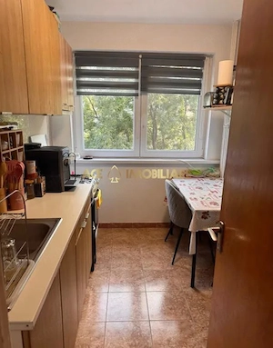 2 Camere de vanzare | Gorjului | Metrou | Balcon inchis - imagine 5