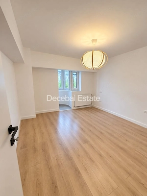 3 Camere Zona Decebal Decomandat Complet Renovat Bloc 1987