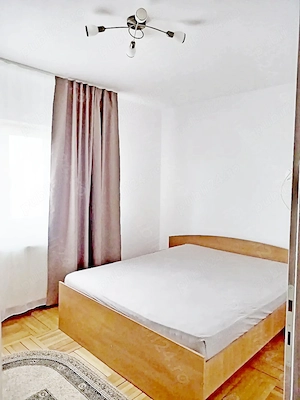 Zona Calea Șagului, Liniștită   De închiriat apartament cu două camere, cu centrală proprie - imagine 7