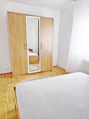 Zona Calea Șagului, Liniștită   De închiriat apartament cu două camere, cu centrală proprie - imagine 10