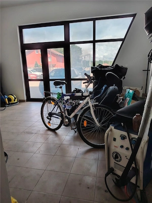 Service auto - spatiu comercial Hunedoara - imagine 5