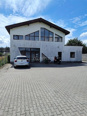 Service auto - spatiu comercial Hunedoara