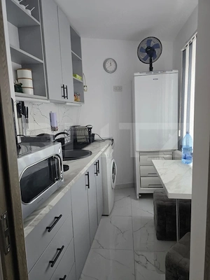 Garsoniera moderna 25 mp, renovata si mobilata complet, etaj 1 – Zona Centrala - imagine 10