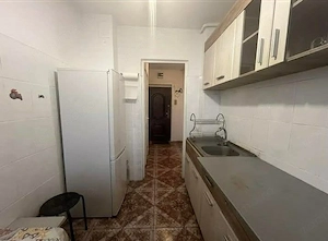 Apartament 2 camere semidecomandate+ balcon, et. 4/10 cu lift, zona Hipodrom 3 - imagine 7