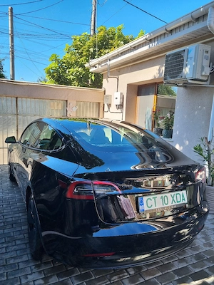 Tesla Model 3 SR+ - imagine 7