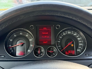 VW Passat Variant 1.6i benzina ,115 CP Clima , euro 4 ,187719 km - imagine 6