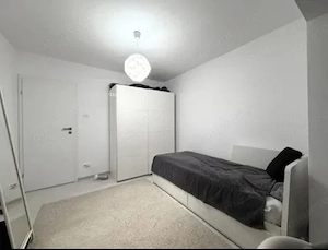 Apartament 4 camere decomandat etaj 3 zona Lipovei amenajat centrala boxa - imagine 3