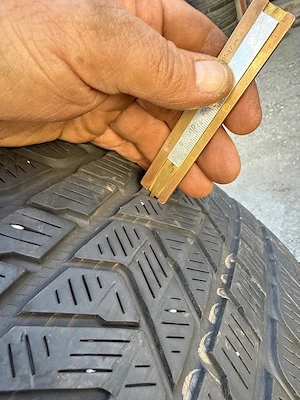 265-45-20 pirelli iarna - imagine 3