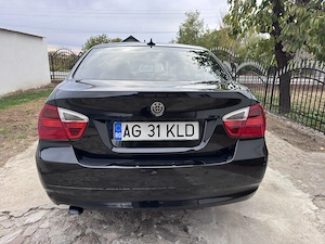 Bmw 320D E90    Xenon    Trapa    Navigație mare    4500 euro  - imagine 6