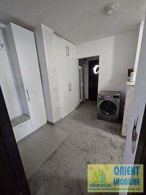 Trocadero, de vanzare 2 camere, decomandat, renovat - imagine 8