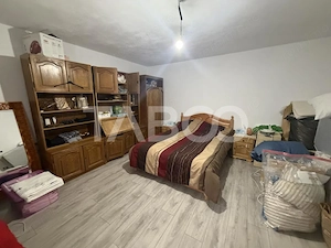 Casa cu potential de investite 8 camere 392 mpu teren 5724 m Gura Vaii - imagine 9