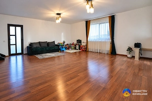 Casă P+M 4 camere – Dobreni, 183 mp, teren 682 mp - imagine 2