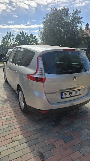 Renault Senic III 1.5 DCI 110 CP ( 7 LOCURI) - imagine 9
