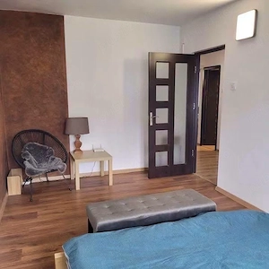 apartament de vânzare cu 3 camere decomandate , gata de mutat. - imagine 4