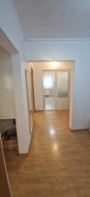 Vand apartament cu 3 camere decomandat - imagine 10