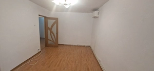 Vand apartament cu 3 camere decomandat