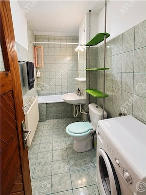 Apartament cu 2 camere decomandate etaj intermediar zona Vasile Aaron - imagine 7
