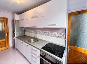 Apartament cu 2 camere decomandate etaj intermediar zona Vasile Aaron - imagine 6