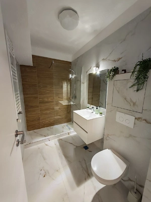 Proprietar inchiriez garsoniera spatioasa, Prima inchiriere, 15 min de metrou Berceni - imagine 3