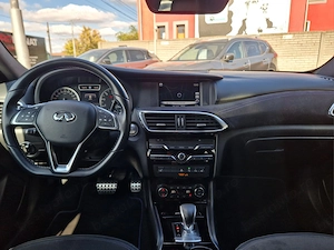 Infiniti Q30 S 2.0t 210 CP 2016 4x4 Automat,Sport City Black,Led,Piele,Navi,PDC,Panoramic,Jante 19". - imagine 6