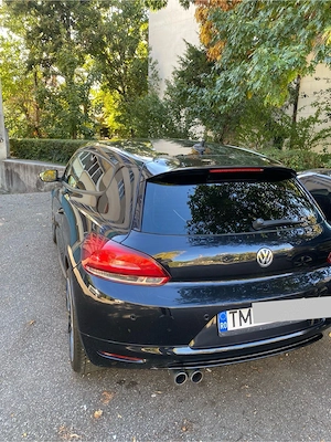 Volkswagen Scirocco 2.0 TSI 200CP DSG 6 - imagine 4
