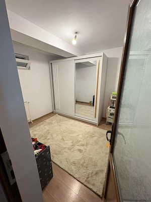 OCAZIE!Vand apart 2 camere,D ,60 MP, BLOC NOU,LUX ,mobilat si utilat in Visani+loc de parcare - imagine 4