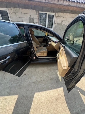 Volkswagen Passat  - imagine 7