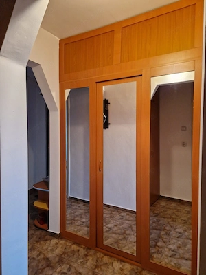 Apartament 3 camere , Astra - imagine 2
