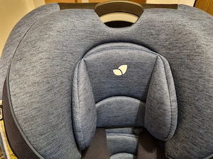 Scaun auto JOIE cu Isofix