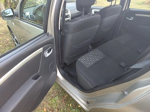 Dacia Sandero 1.5 dCi diesel, an 2012 - imagine 7