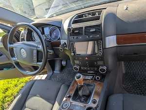 Volkswagen Touareg  - imagine 9