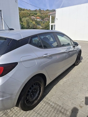 Opel Astra 2020 1.5 diesel *probleme motor* - imagine 2