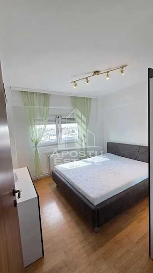 Inchiriez Apartament 2 camere/zona Vlaicu/72mp - imagine 5