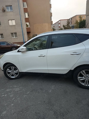 Vând Hyundai Tucson ix 35 