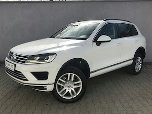 Volkswagen Touareg 3.0 V6 TDI SCR Blue Motion DPF Automatik - imagine 3