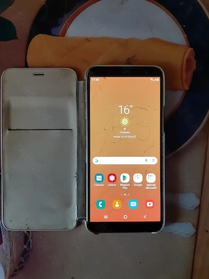 Telefon Samsung Galaxy J6
