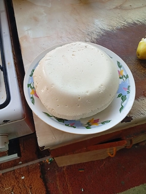 vand branza de vacă și brânza de capră 