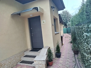 Casa 3 cam zona Mihai Bravu 