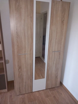 Persoana Fizica  dau in chirie ap 2 camere 45 mp cu 2 coltare care se extind - imagine 5