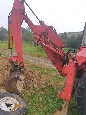 Vând buldoexcavator Massey Ferguson 50B, 1980   complet funcțional - imagine 2