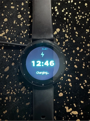 Ceas Smartwatch Negru, Ecran Rotund   Stare Excelentă   Ca Nou