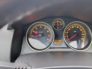 Opel astra gtc 2009 1.6 benzina - imagine 2