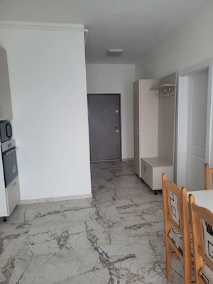 Închiriez apartament cu parcare subteranâ - imagine 10